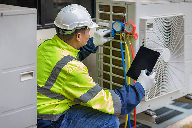 Professional Heat Pump Repair technician working in Bridgeport, TX